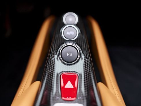 Used 2022 Ferrari F8 Tributo image 85