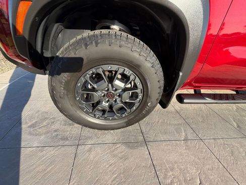 Used 2023 Nissan Frontier PRO-4X w/ Pro-4X Premium Package image 26