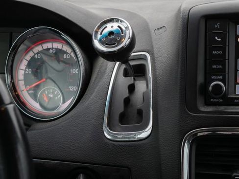Used 2017 Dodge Grand Caravan SE w/ Power Window Group FWD image 25
