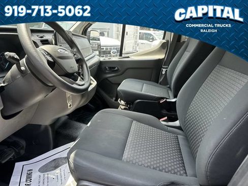 Used 2025 Ford Transit 250 Low Roof w/ Exterior Upgrade Package RWD image 19