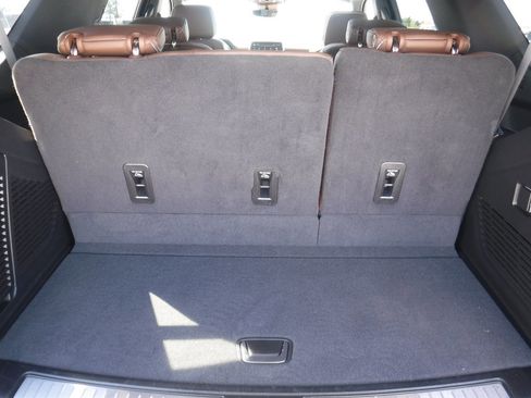 Used 2023 Chevrolet Tahoe High Country image 6