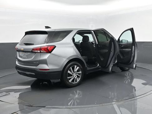 Used 2023 Chevrolet Equinox LT AWD/4WD image 30