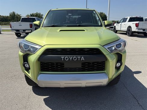 Used 2023 Toyota 4Runner TRD Off-Road Premium image 8