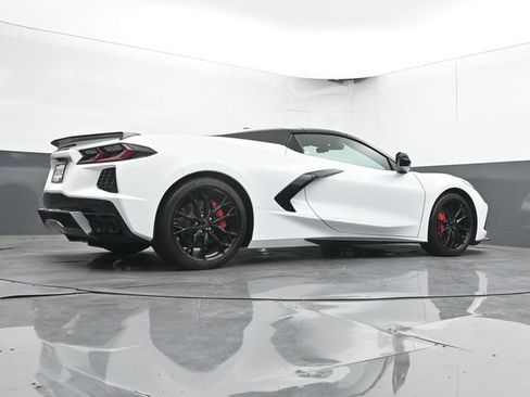 Used 2026 Chevrolet Corvette Stingray Convertible w/ 1LT RWD image 35
