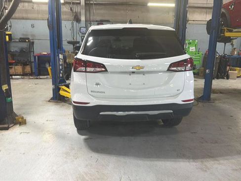 Used 2023 Chevrolet Equinox LT image 4