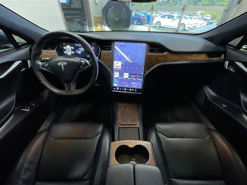 Used 2019 Tesla Model S 100D AWD/4WD image 18