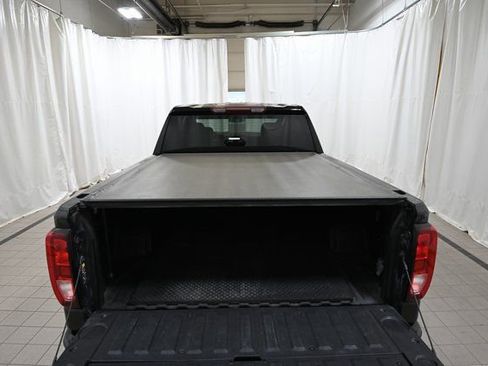 Used 2022 GMC Sierra 1500 Elevation w/ LPO, Elevation Black Package AWD/4WD image 13