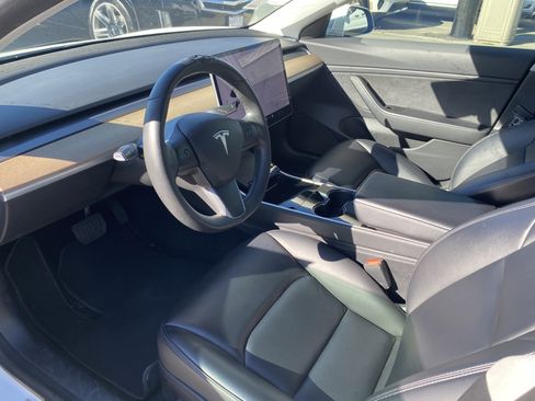 Used 2020 Tesla Model 3 Long Range image 12
