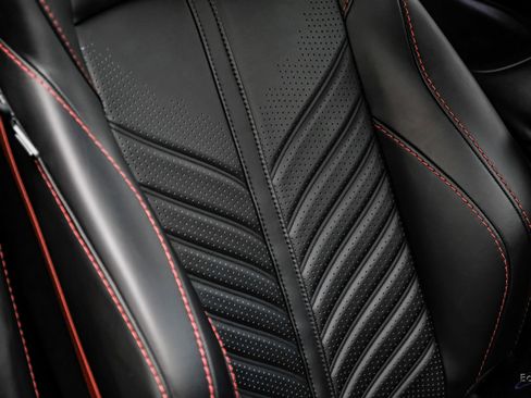 Used 2023 Aston Martin V12 Vantage RWD image 57