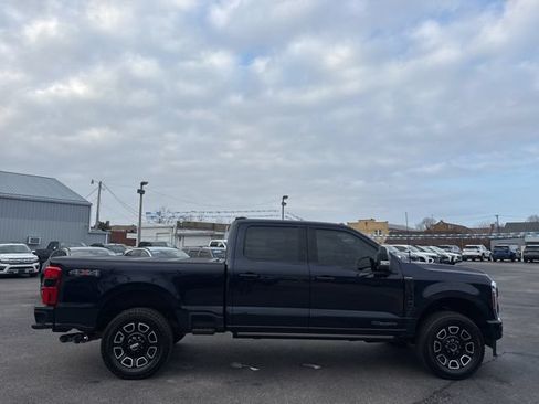Used 2025 Ford F250 Platinum AWD/4WD image 6