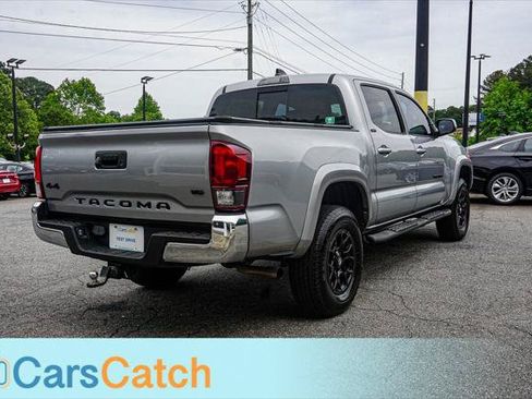 Used 2020 Toyota Tacoma SR5 RWD image 15