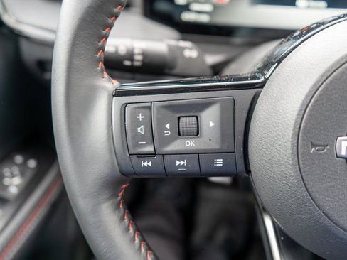 Certified 2025 Nissan Kicks SR AWD/4WD image 22