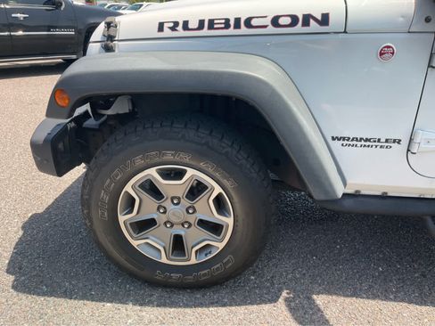 Used 2014 Jeep Wrangler Unlimited Rubicon AWD/4WD image 9