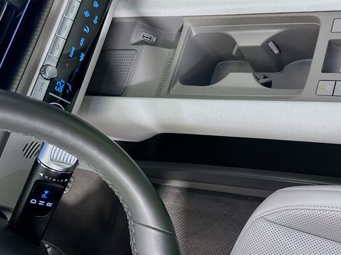 Certified 2023 Hyundai Ioniq 6 Limited RWD image 17