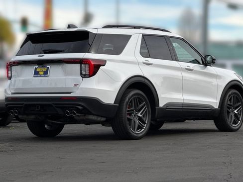 New 2026 Ford Explorer ST w/ Sun And Sound Package AWD/4WD image 3