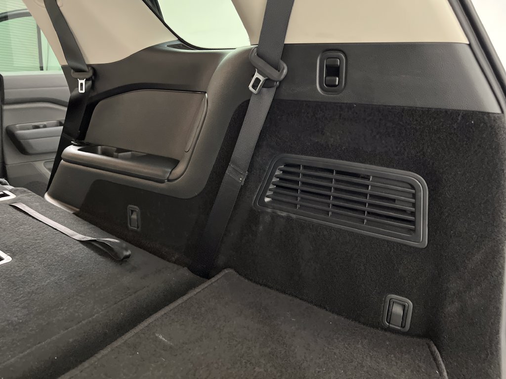Used 2026 Nissan Pathfinder SL FWD image 43