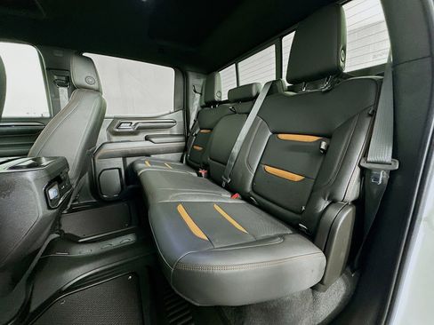 Used 2022 GMC Sierra 1500 AT4 w/ AT4 Preferred Package image 29