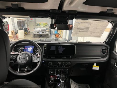 New 2026 Jeep Wrangler Unlimited Rubicon 392 AWD/4WD image 10