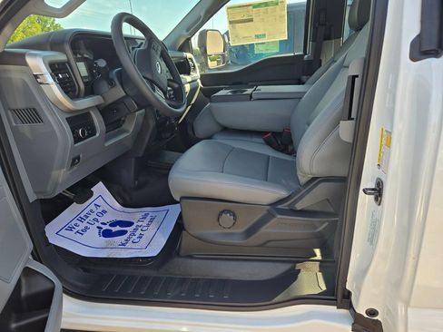 New 2026 Ford F250 XL image 7