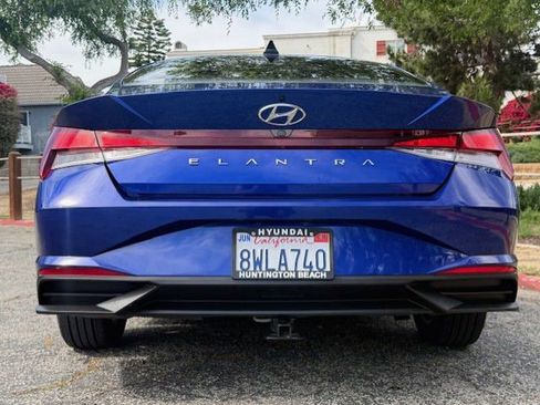 Used 2021 Hyundai Elantra SEL image 8