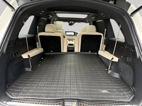 Used 2024 Mercedes-Benz GLS 450 4MATIC image 26