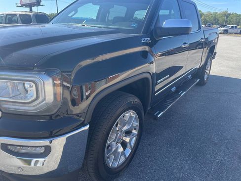 Used 2018 GMC Sierra 1500 SLT w/ SLT Premium Package AWD/4WD image 6