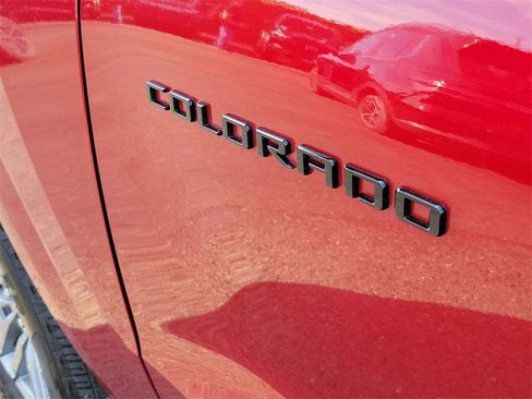 Used 2023 Chevrolet Colorado LT w/ LT Convenience Package II image 30