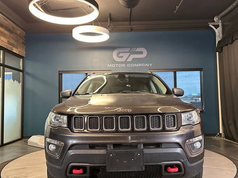Used 2019 Jeep Compass Trailhawk w/ Cold Weather Group AWD/4WD image 8