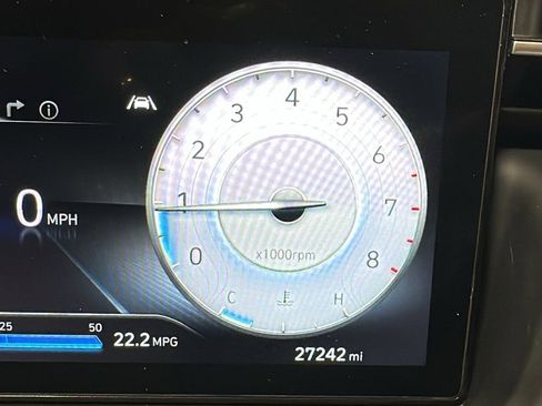 Certified 2024 Hyundai Santa Cruz Limited image 12