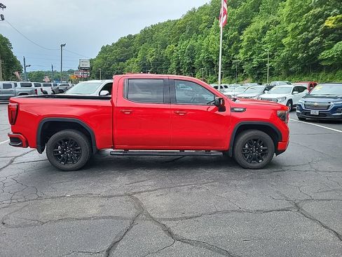 Used 2024 GMC Sierra 1500 Elevation w/ Elevation Premium Package AWD/4WD image 6