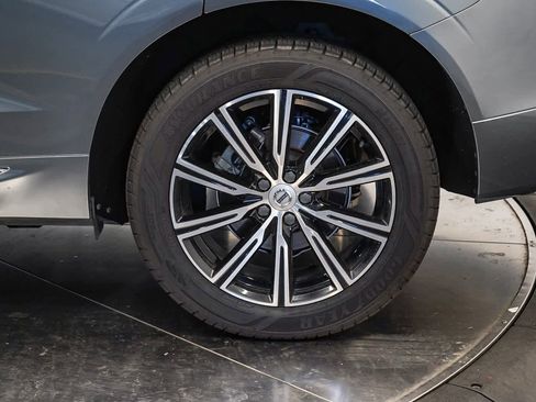 Used 2021 Volvo XC60 T5 Inscription w/ Protection Package Premier image 10