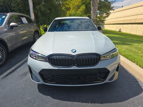 Used 2026 BMW 330i Sedan w/ M Sport Package RWD image 2