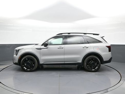 New 2025 Kia Sorento SX image 9