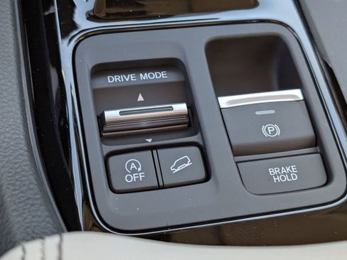 New 2026 Honda Pilot Touring image 19