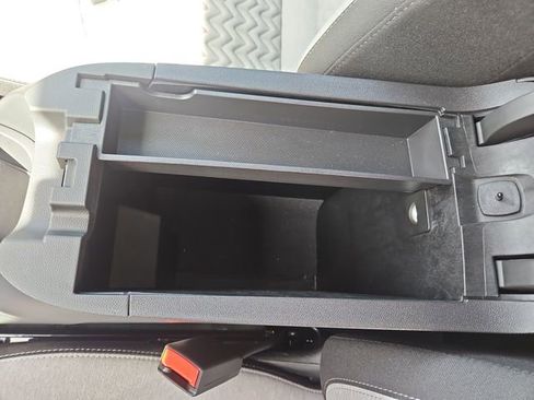 Used 2024 Chevrolet Equinox LS w/ LS Convenience Package FWD image 26