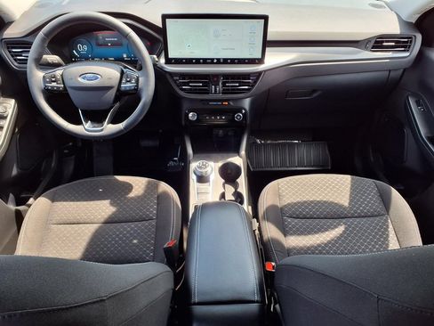 Used 2024 Ford Escape Active w/ Tech Pack #2 AWD/4WD image 12
