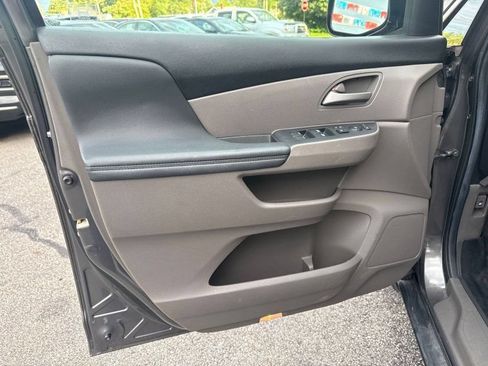 Used 2012 Honda Odyssey EX image 9