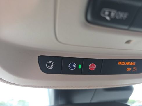 Used 2021 Buick Envision Preferred AWD/4WD image 24
