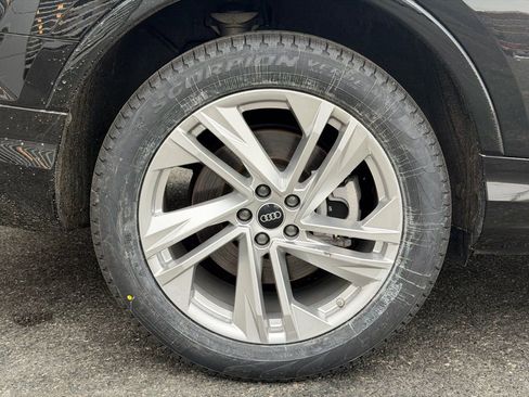 Certified 2023 Audi Q7 2.0T Premium w/ Convenience Package image 26