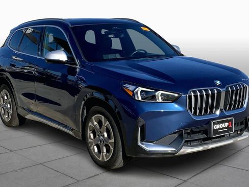Used 2023 BMW X1 xDrive28i image 3