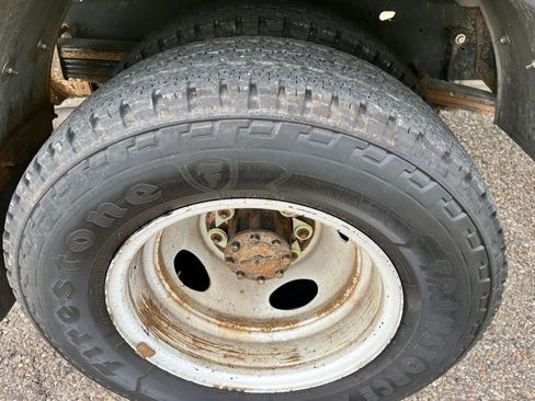 Used 2019 Ford E-450 and Econoline 450 Super Duty w/ Power Windows & Locks Group image 22