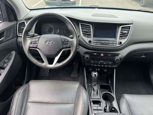 Used 2017 Hyundai Tucson SE Plus AWD/4WD image 11