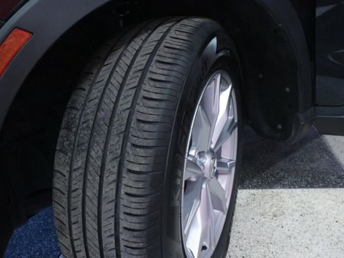 Used 2023 Honda CR-V EX-L image 9