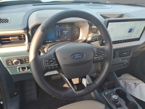 New 2025 Ford Maverick Lariat w/ 4K Tow Package image 20