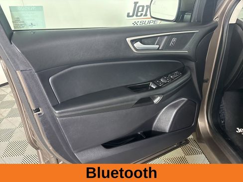 Used 2019 Ford Edge SEL w/ Equipment Group 201A image 9