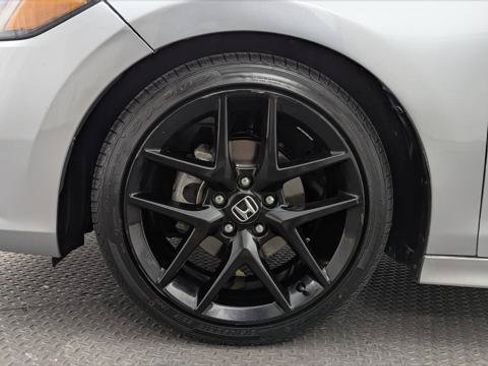 Used 2024 Honda Civic Sport image 28