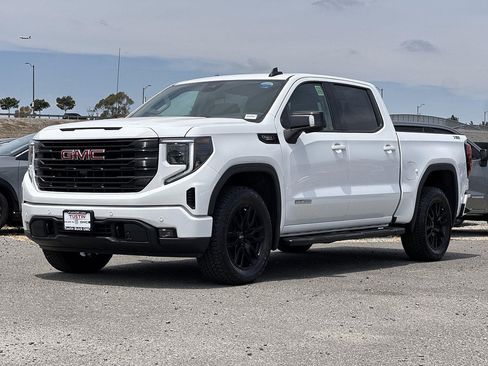 New 2026 GMC Sierra 1500 Elevation w/ Elevation Premium Package AWD/4WD image 6