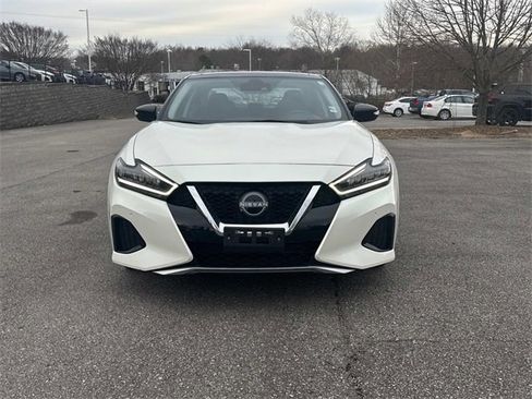 Used 2023 Nissan Maxima SL image 9