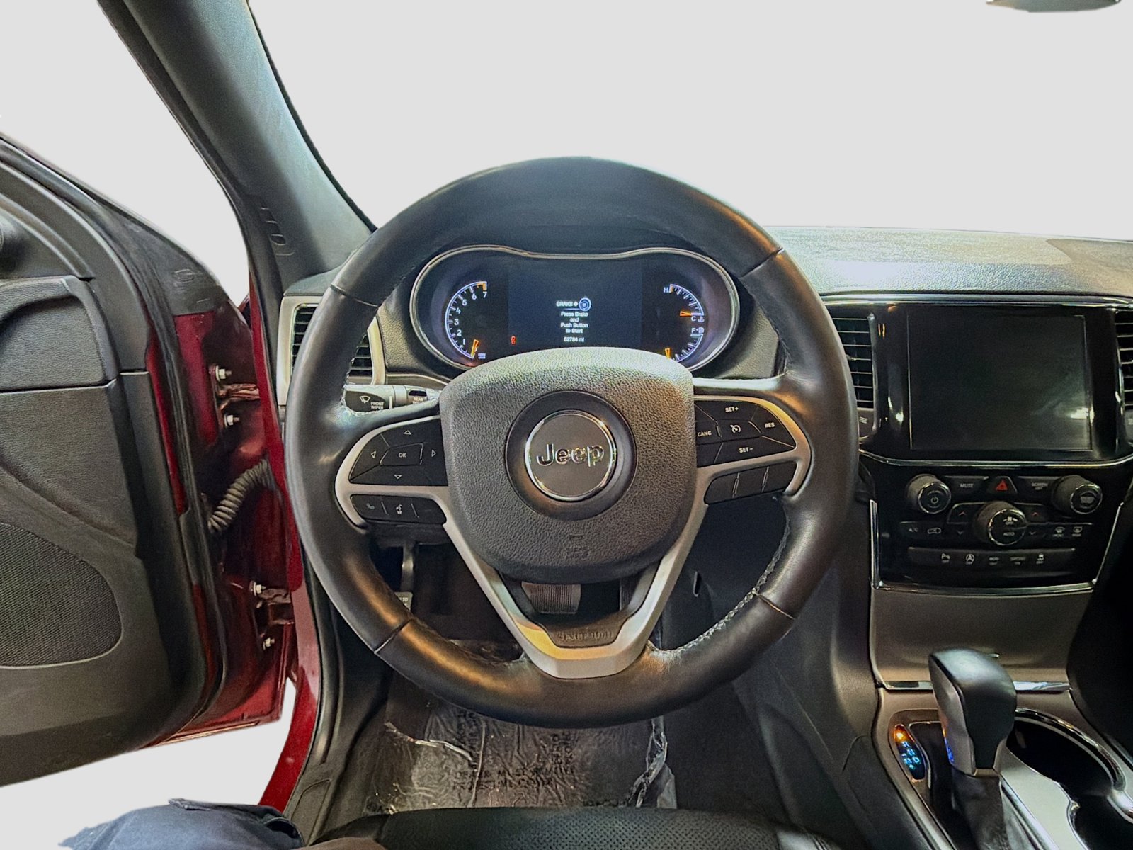Used 2022 Jeep Grand Cherokee Laredo X AWD/4WD image 11