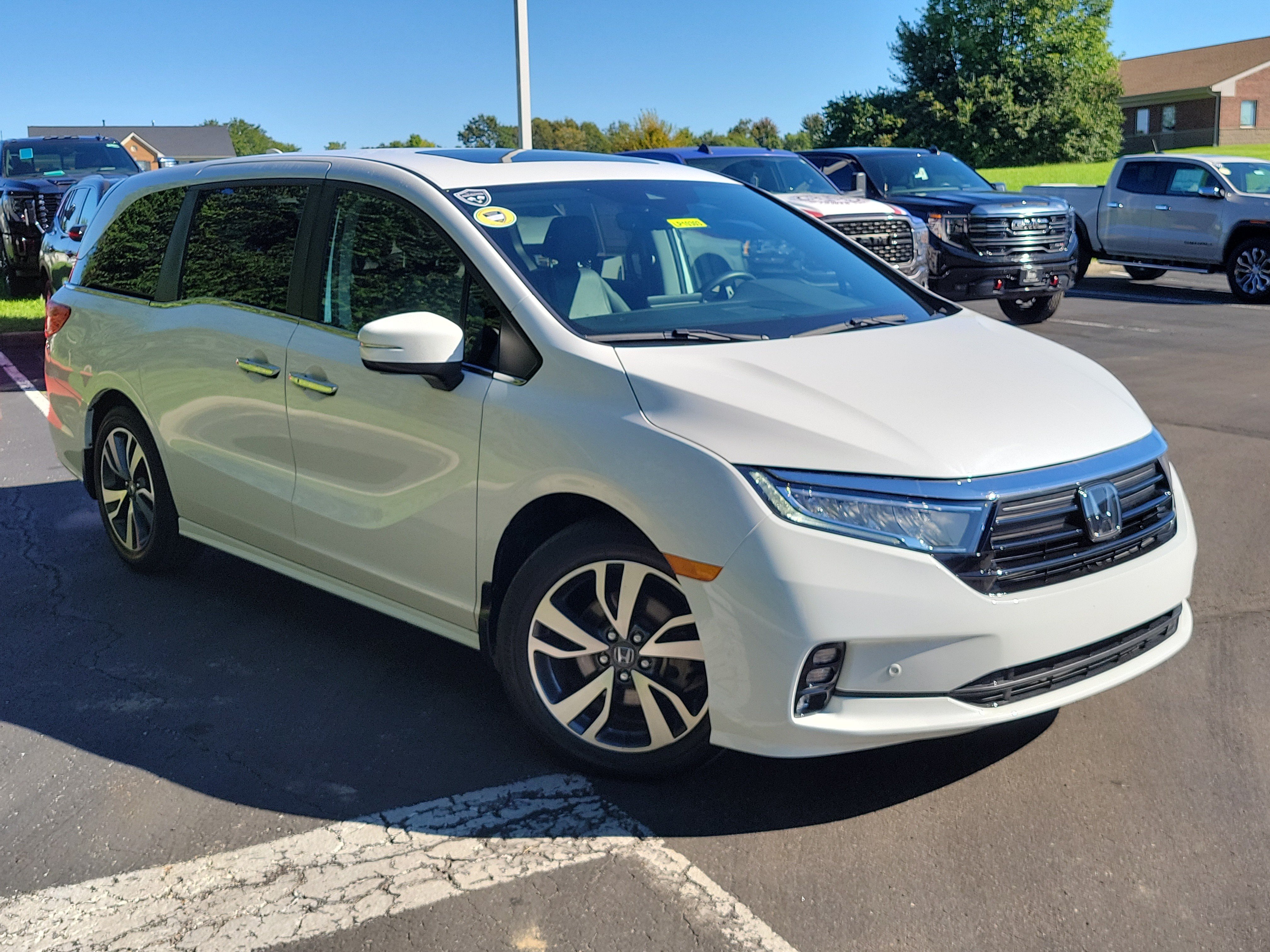 Used 2023 Honda Odyssey Touring image 32